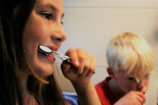 la cura dei denti nei bambini